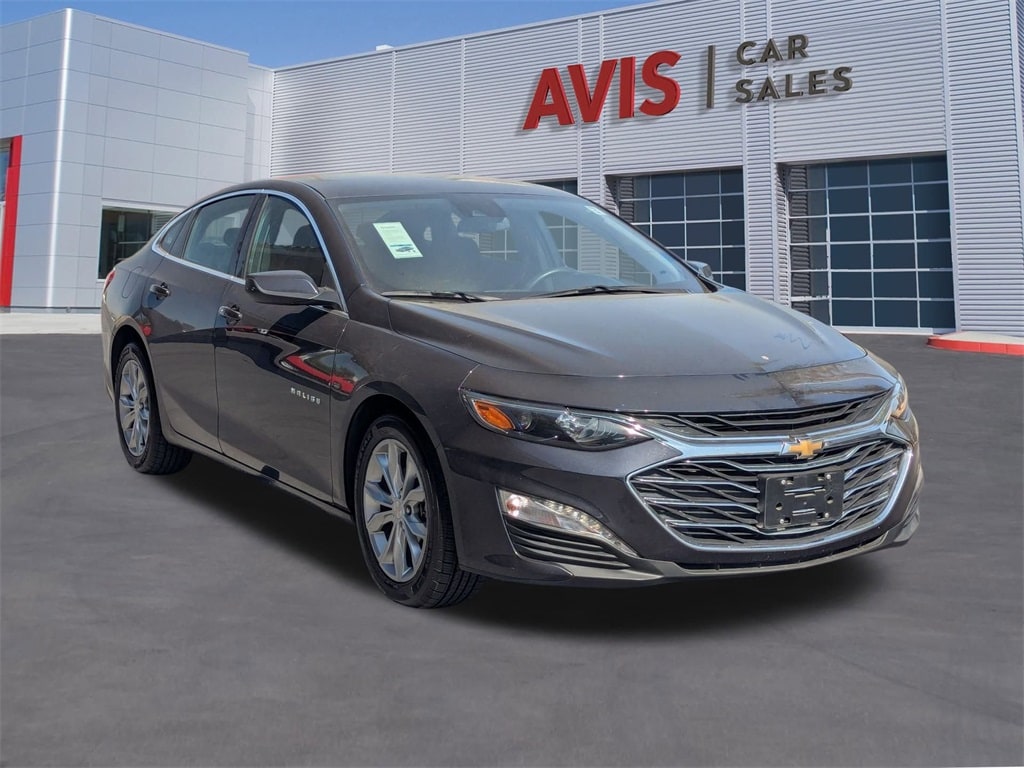 Thumbnail: 2023 Chevrolet Malibu - 3