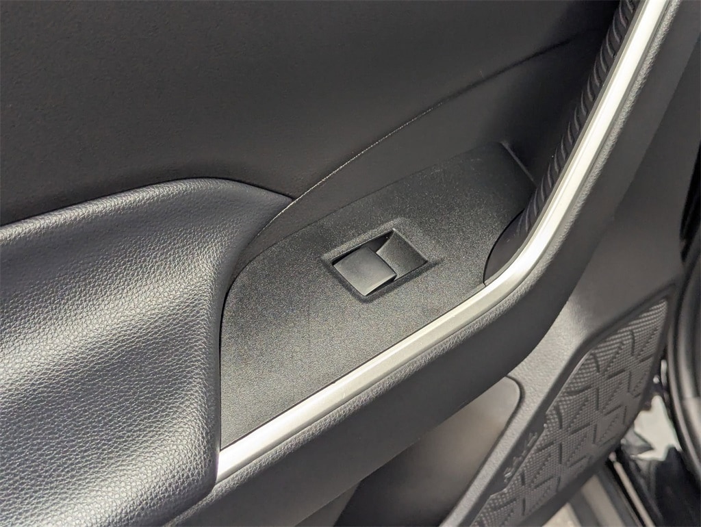 Thumbnail: 2024 Toyota RAV4 - 27