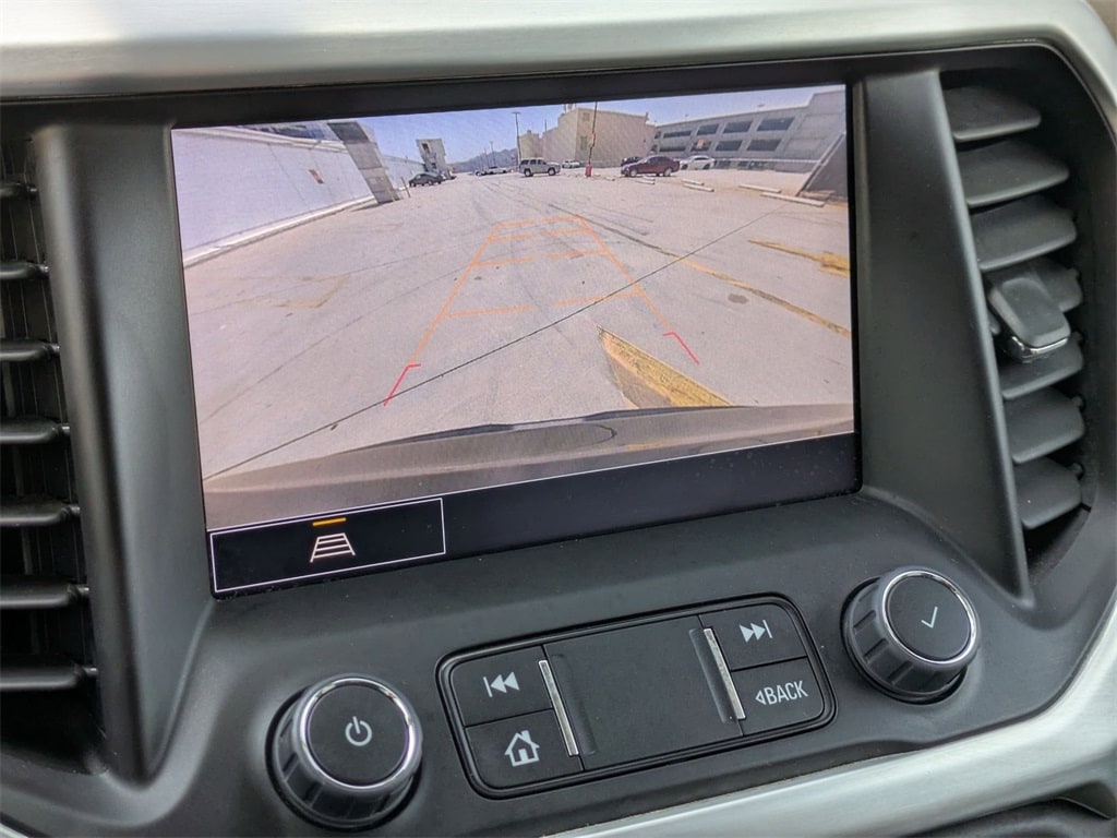 Thumbnail: 2023 GMC Acadia - 16