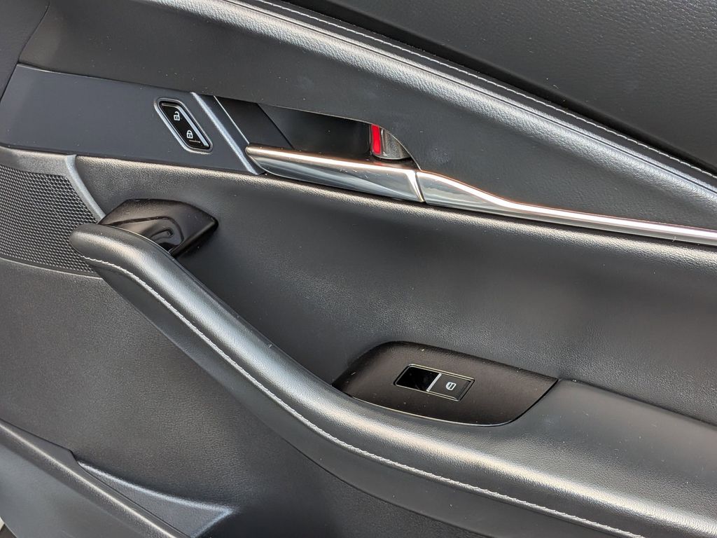 Thumbnail: 2025 Mazda CX-30 - 34