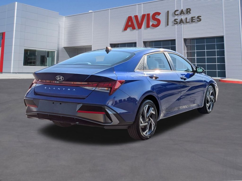 Thumbnail: 2025 Hyundai Elantra - 6