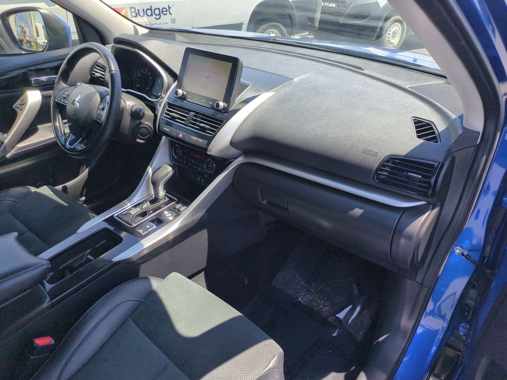 Thumbnail: 2025 Mitsubishi Eclipse Cross - 32