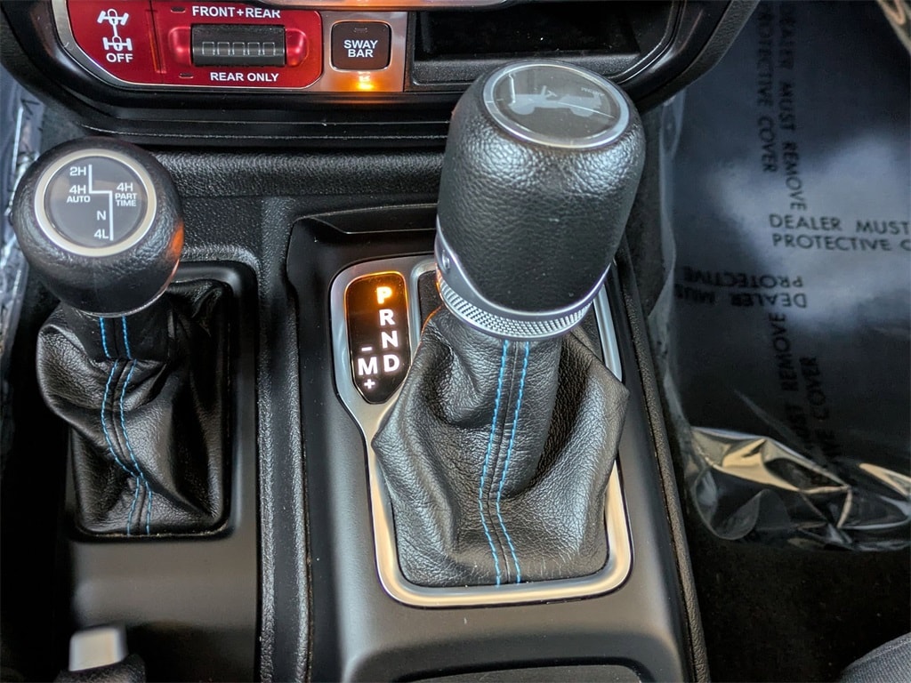 Thumbnail: 2023 Jeep Wrangler - 24