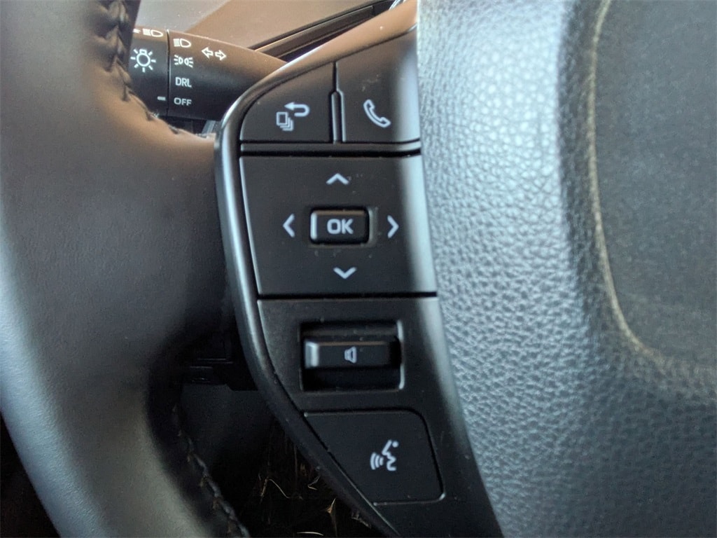 Thumbnail: 2025 Toyota Prius - 21