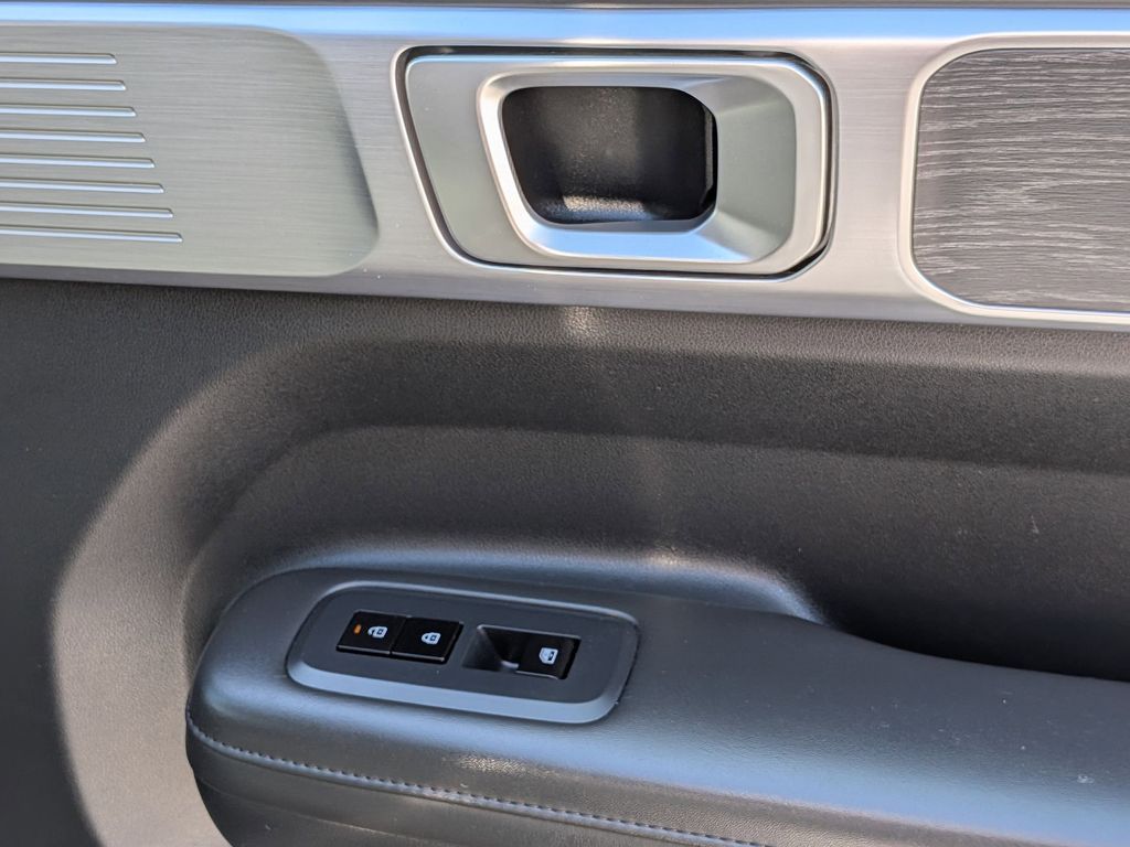 Thumbnail: 2025 Hyundai Santa Fe - 33