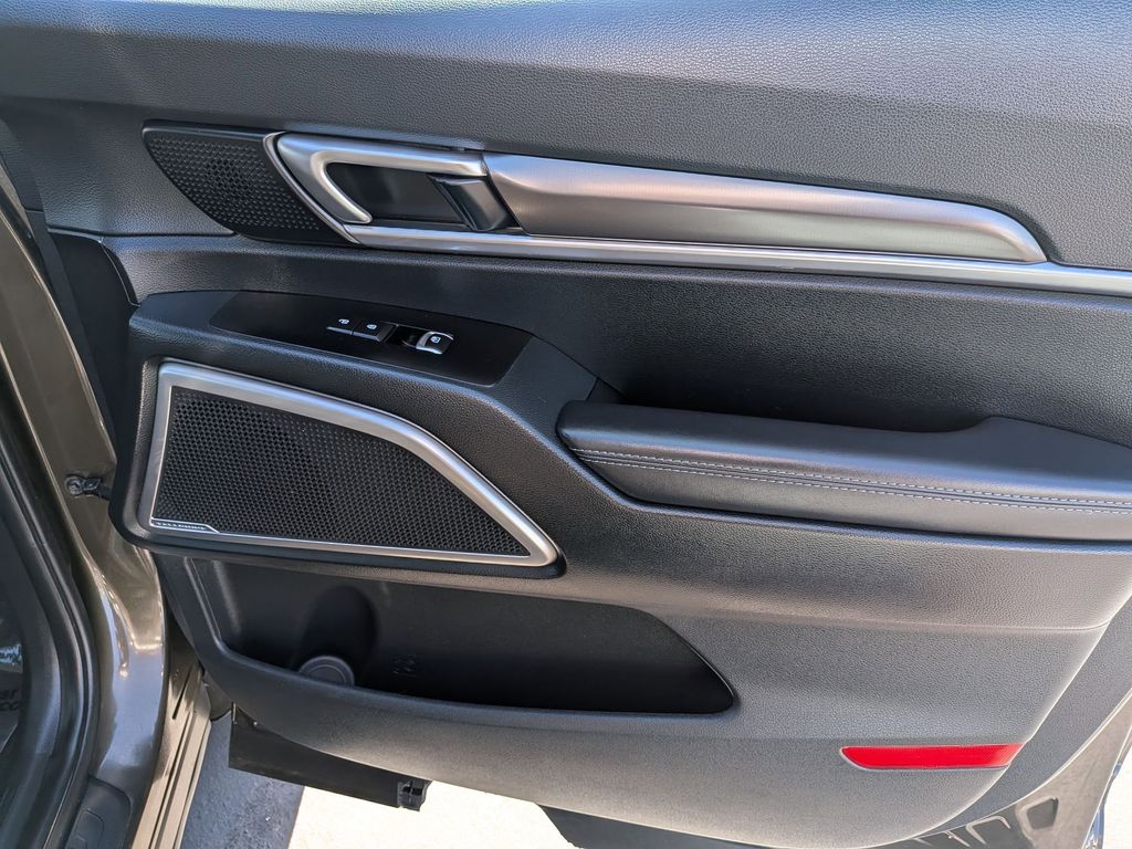 Thumbnail: 2025 Kia Telluride - 32