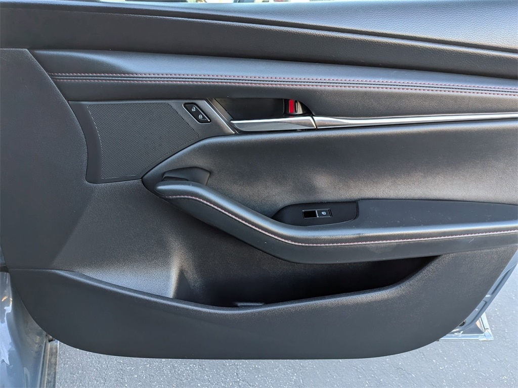 Thumbnail: 2025 Mazda Mazda3 - 26