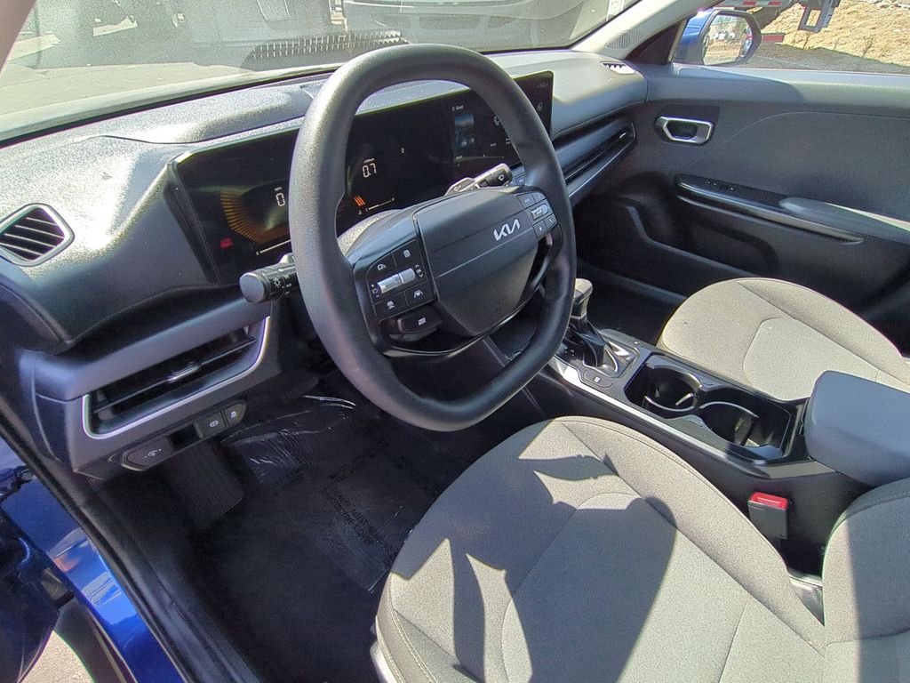 Thumbnail: 2025 Kia K4 - 14