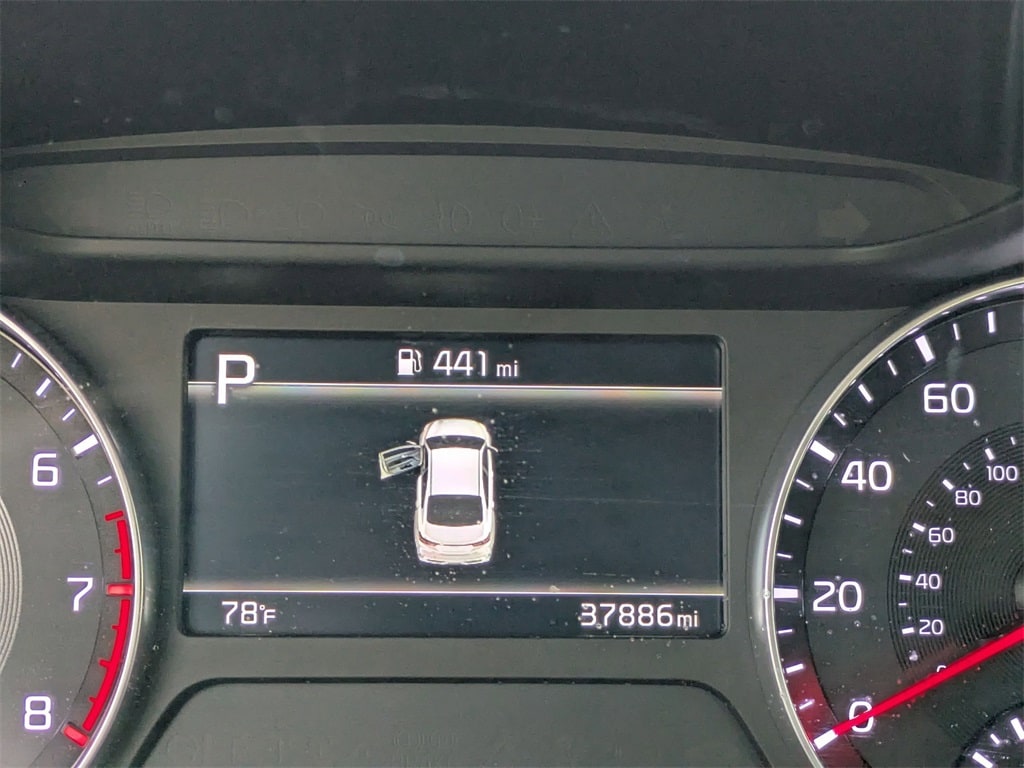 Thumbnail: 2024 Kia Forte - 16