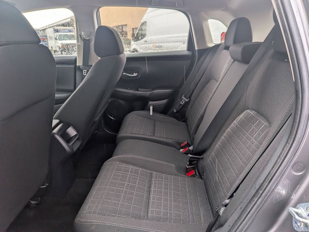 Thumbnail: 2025 Honda HR-V - 27