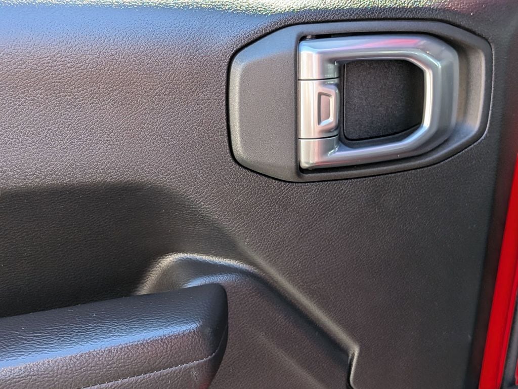 Thumbnail: 2025 Jeep Wrangler - 27