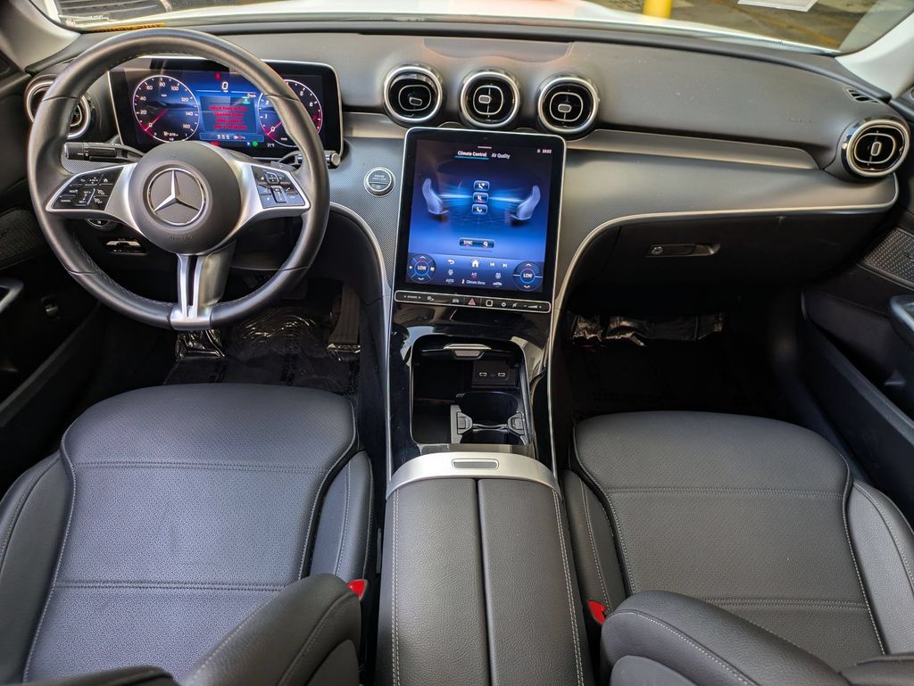 Thumbnail: 2025 Mercedes-Benz C-Class - 25