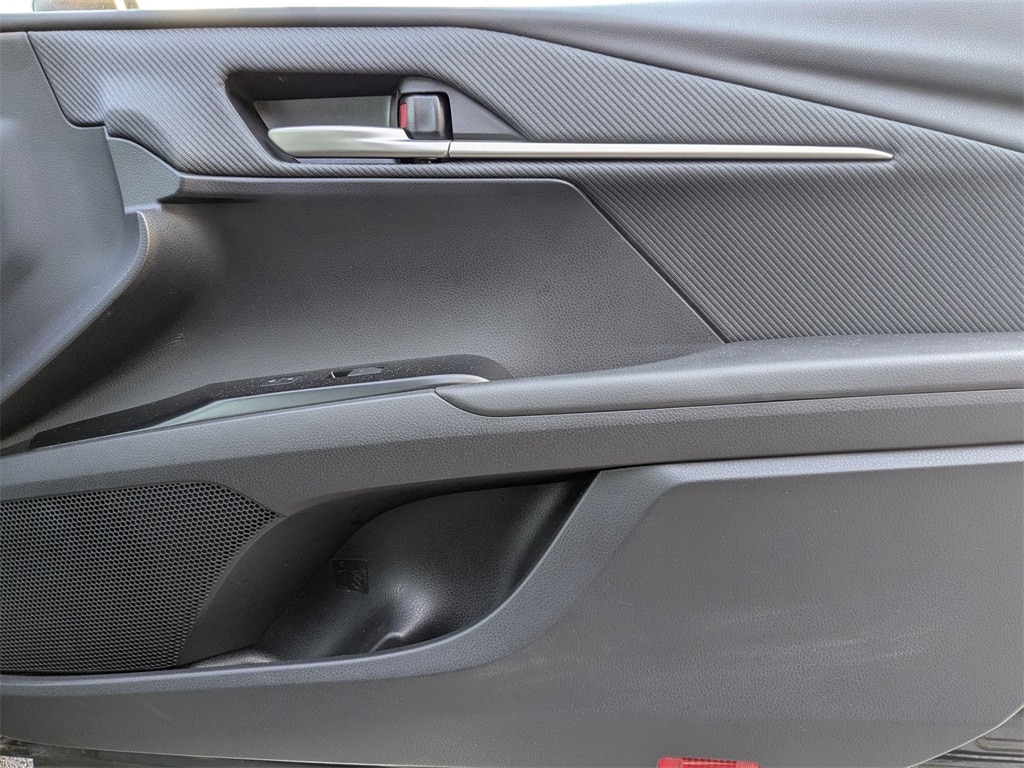 Thumbnail: 2025 Toyota Camry - 35