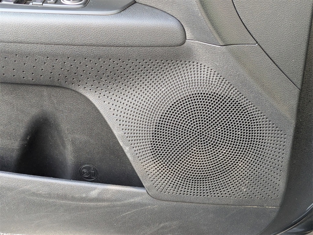 Thumbnail: 2024 Kia Forte - 15