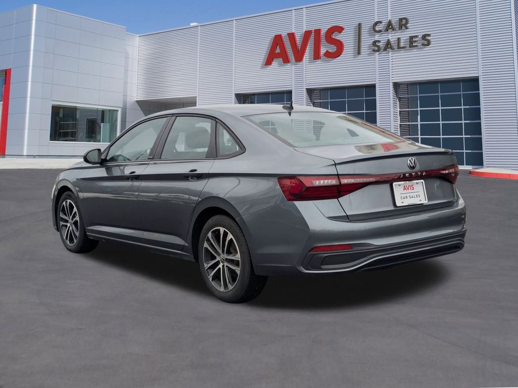 Thumbnail: 2025 Volkswagen Jetta - 3