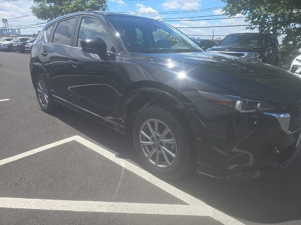 Thumbnail: 2025 Mazda CX-5 - 3