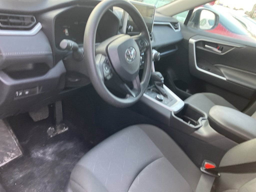 Thumbnail: 2025 Toyota RAV4 - 5