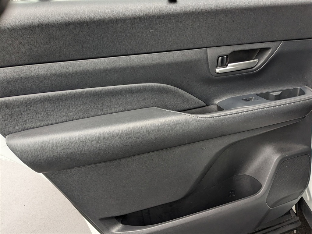 Thumbnail: 2025 Toyota Grand Highlander - 26