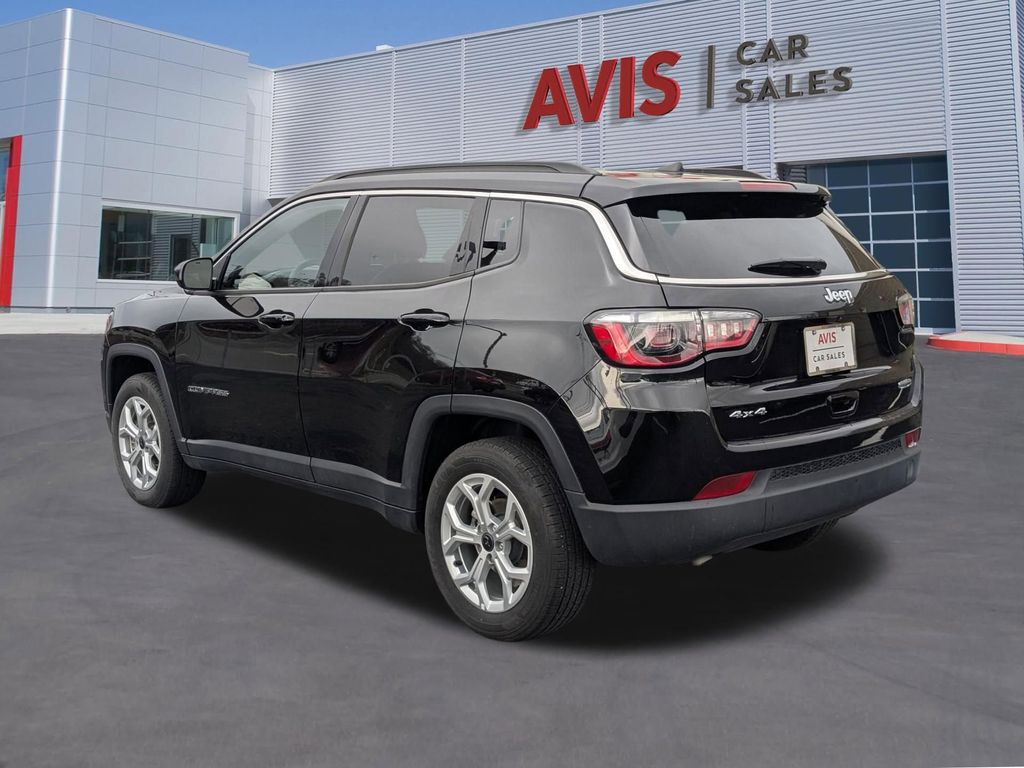 Thumbnail: 2025 Jeep Compass - 9