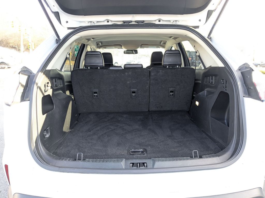 Thumbnail: 2024 Ford Edge - 32