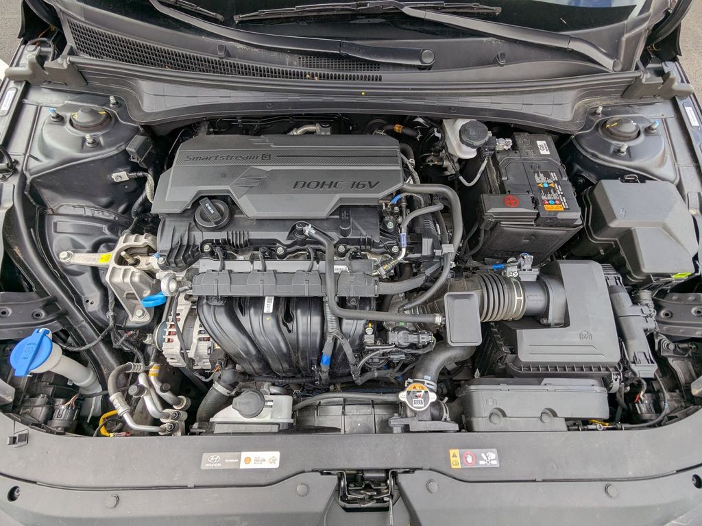 Thumbnail: 2025 Hyundai Elantra - 34