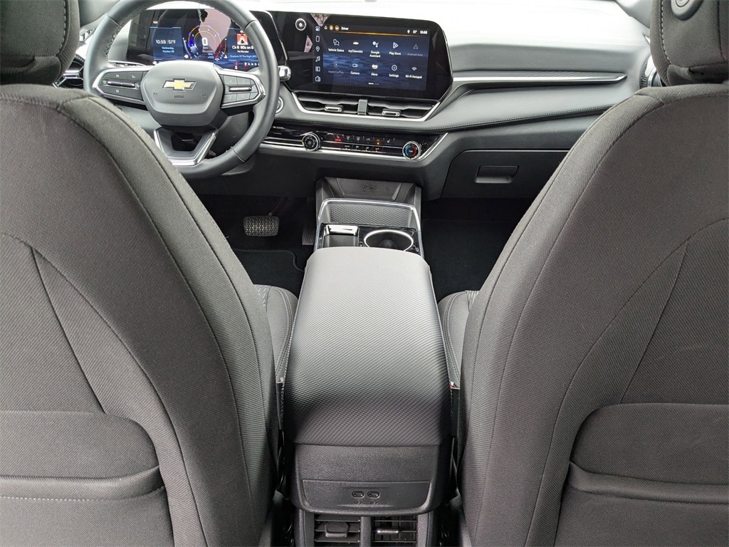 Thumbnail: 2025 Chevrolet Equinox - 31