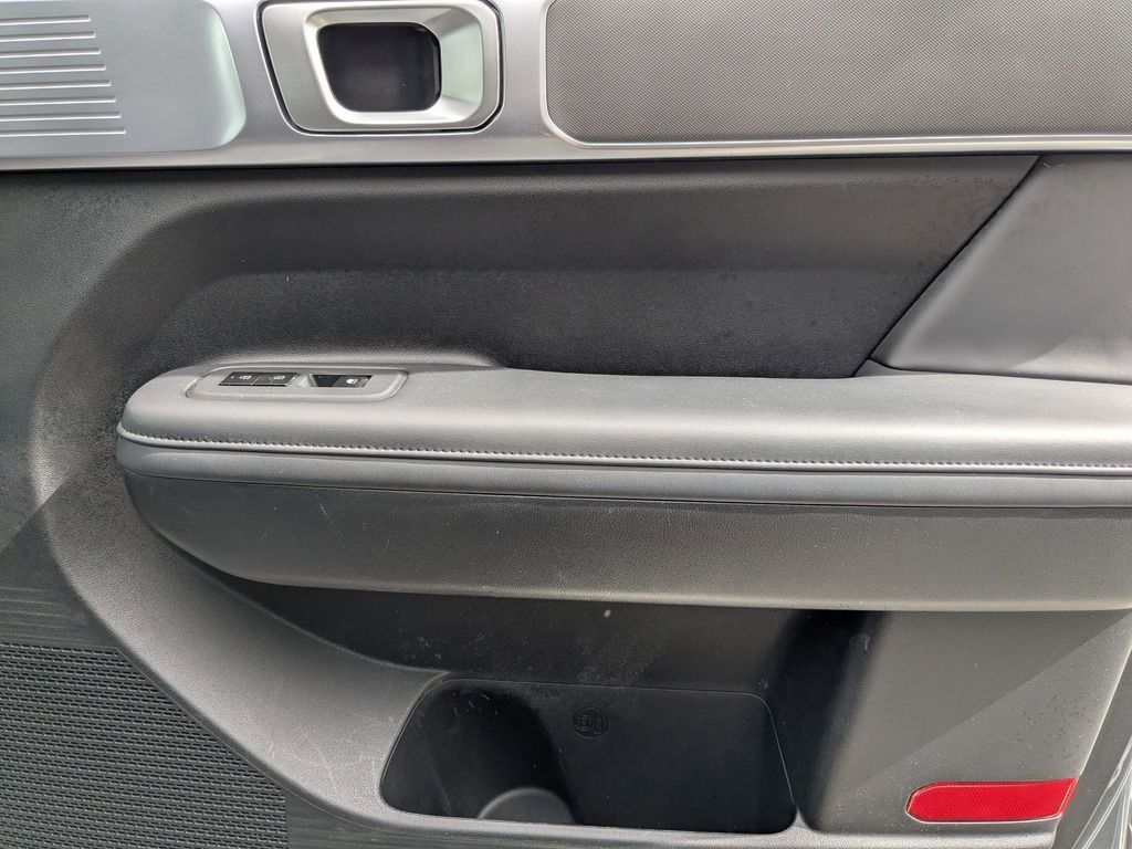 Thumbnail: 2025 Hyundai Santa Fe - 31