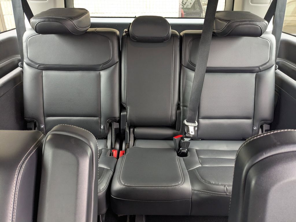 Thumbnail: 2025 Ford Expedition MAX - 32