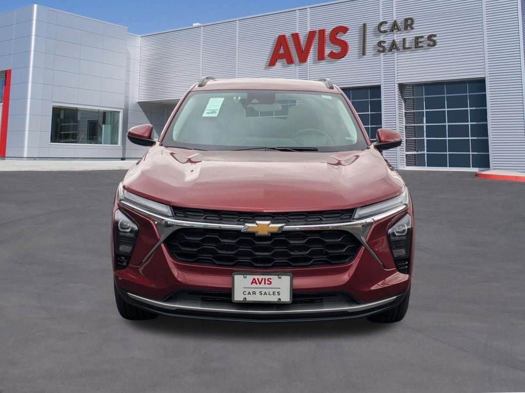 Thumbnail: 2025 Chevrolet Trax - 2