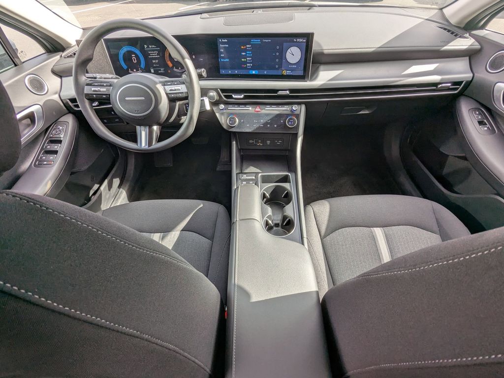 Thumbnail: 2025 Hyundai Sonata - 27