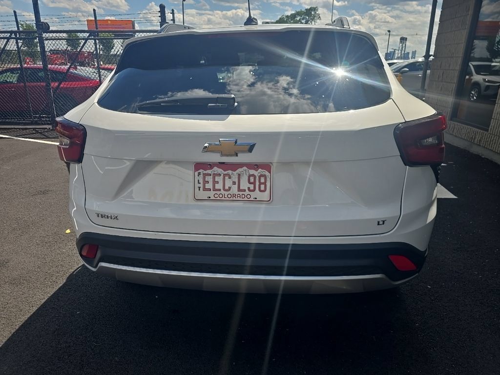 Thumbnail: 2025 Chevrolet Trax - 5