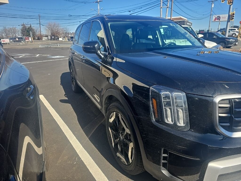Certified 2025 Kia Telluride S SUV