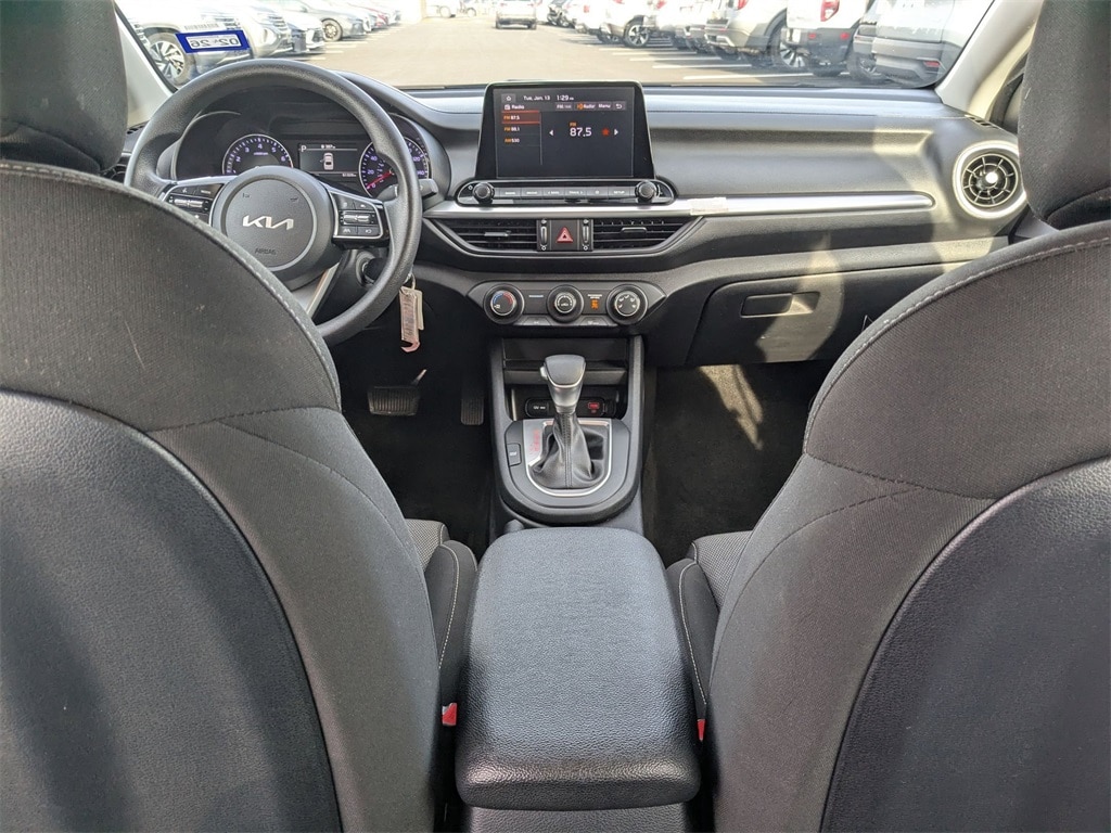 Thumbnail: 2024 Kia Forte - 30