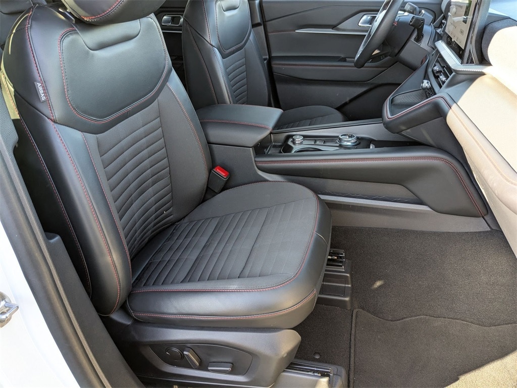 Thumbnail: 2025 Ford Explorer - 39