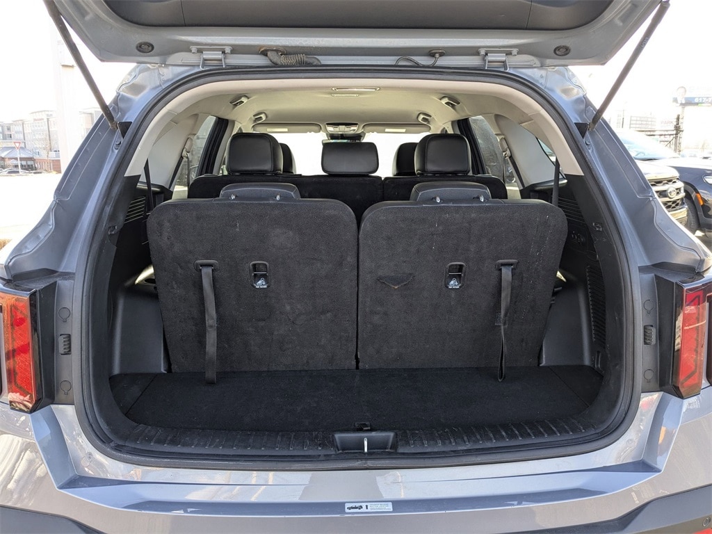 Thumbnail: 2024 Kia Sorento - 35