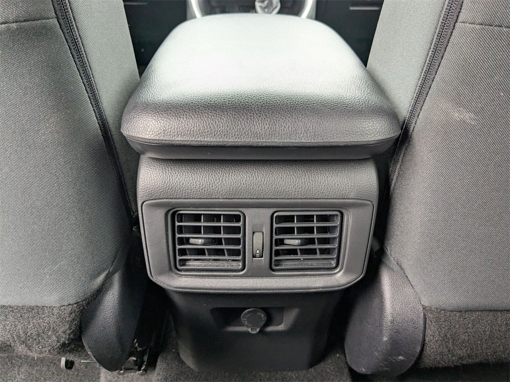 Thumbnail: 2025 Toyota RAV4 - 28