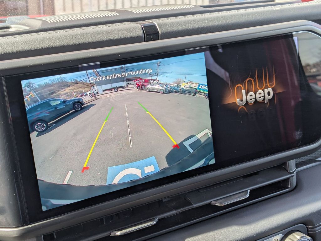Thumbnail: 2025 Jeep Wrangler - 21
