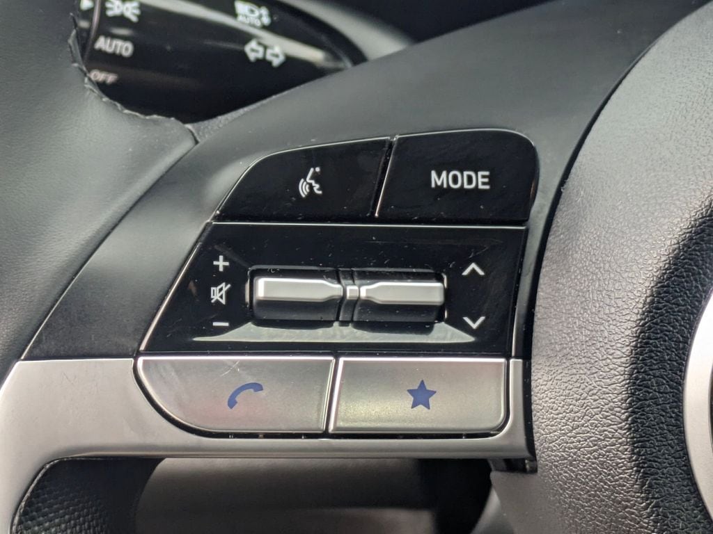 Thumbnail: 2025 Hyundai Elantra - 20