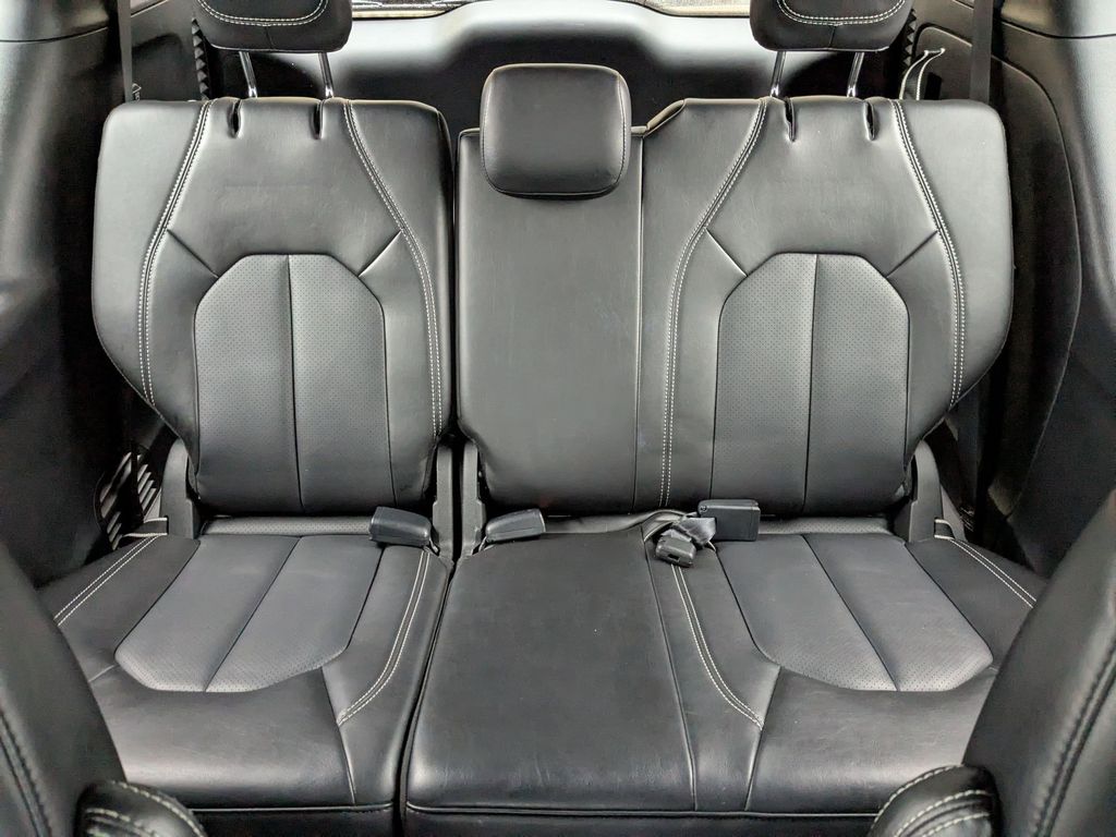 Thumbnail: 2025 Chrysler Pacifica - 29