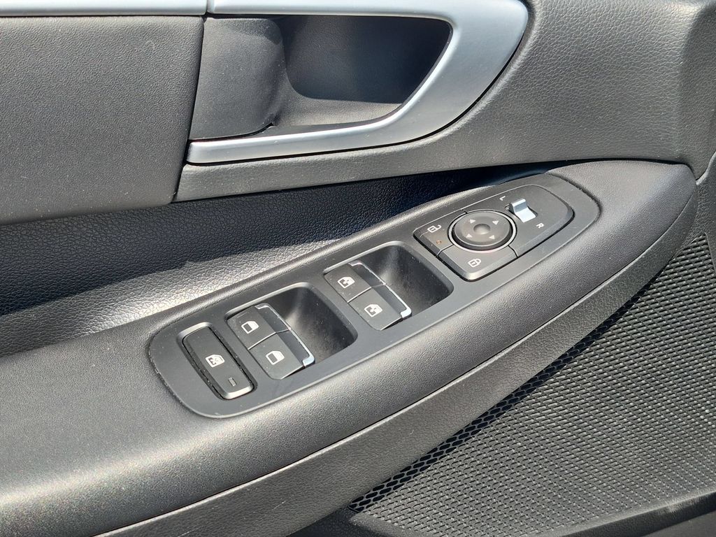 Thumbnail: 2025 Hyundai Sonata - 13