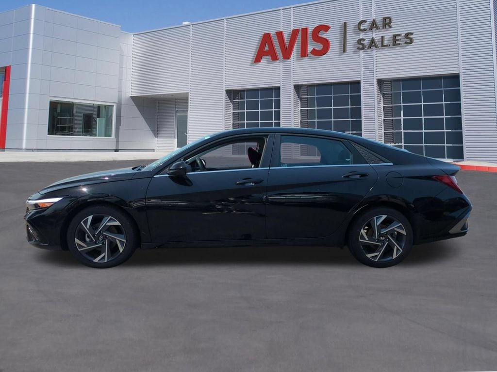 Thumbnail: 2025 Hyundai Elantra - 10
