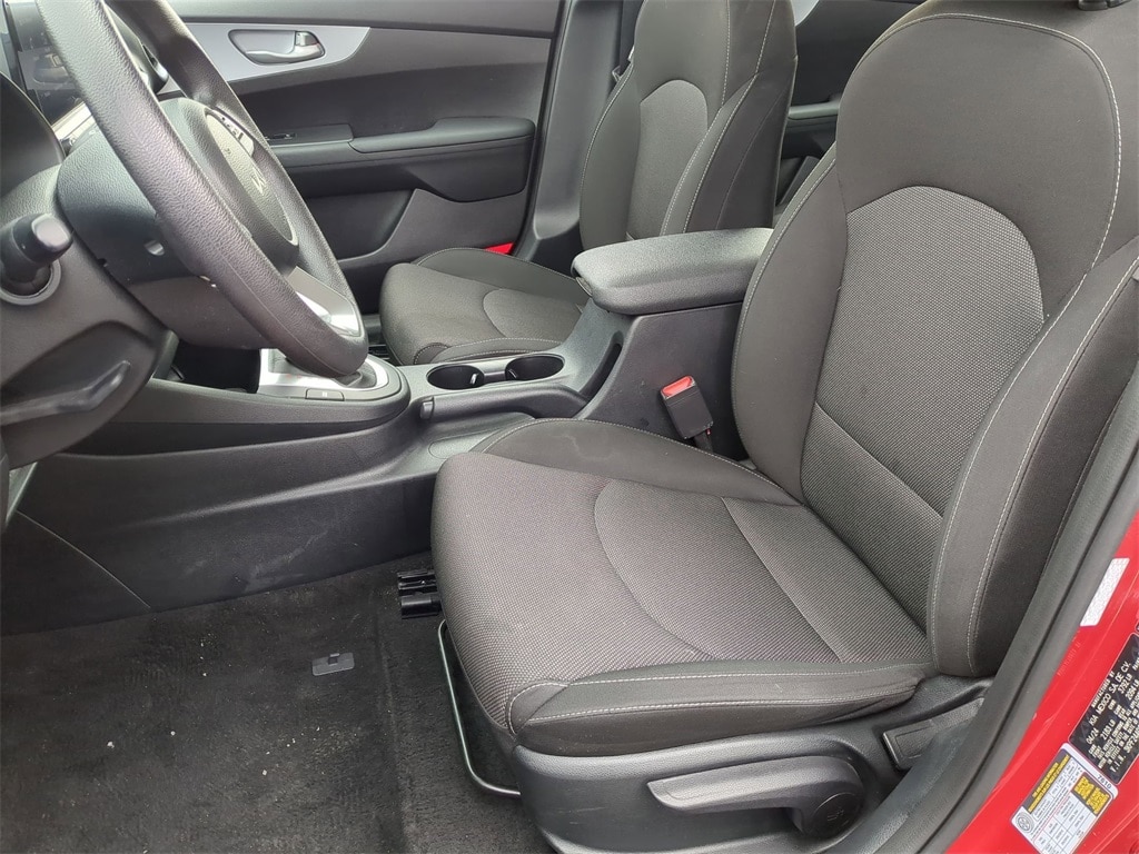 Thumbnail: 2024 Kia Forte - 22