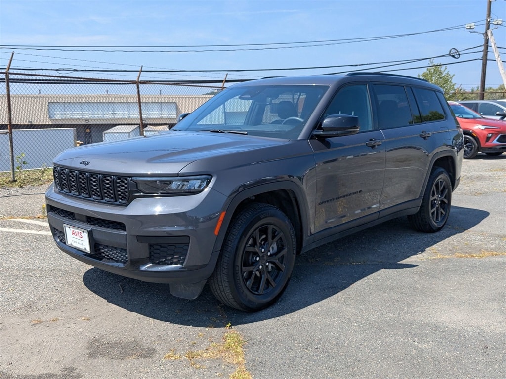 Thumbnail: 2024 Jeep Grand Cherokee L - 1