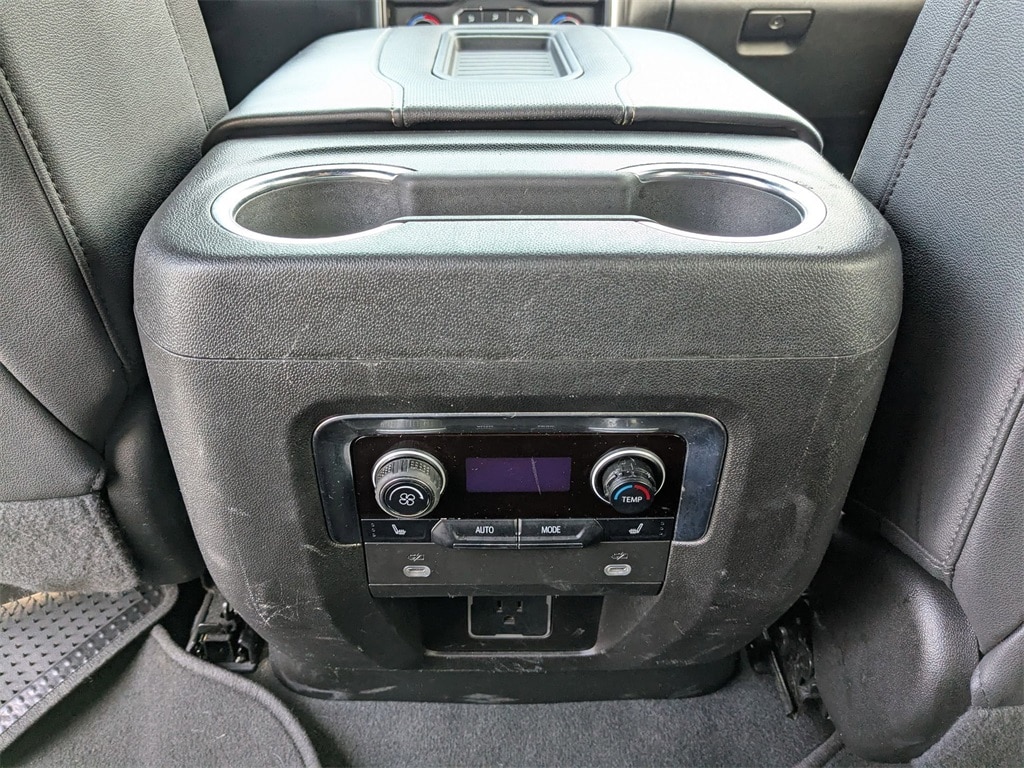 Thumbnail: 2023 Chevrolet Suburban - 29