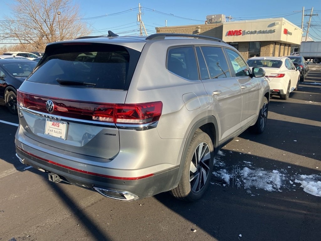 Thumbnail: 2025 Volkswagen Atlas - 3