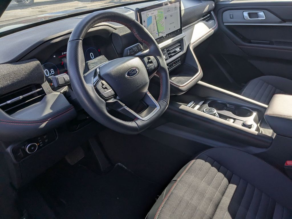 Thumbnail: 2025 Ford Explorer - 15