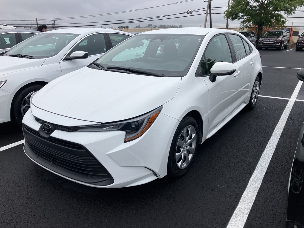 Thumbnail: 2024 Toyota Corolla - 1