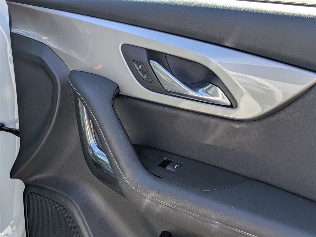 Thumbnail: 2025 Chevrolet Blazer - 34