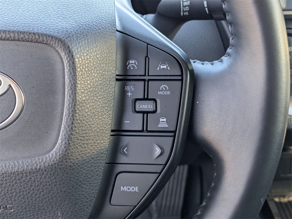 Thumbnail: 2024 Toyota Prius - 19