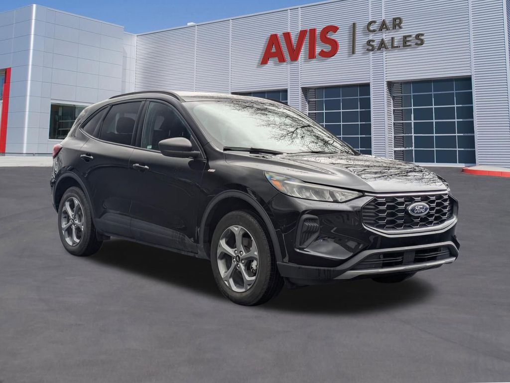 Thumbnail: 2025 Ford Escape - 9
